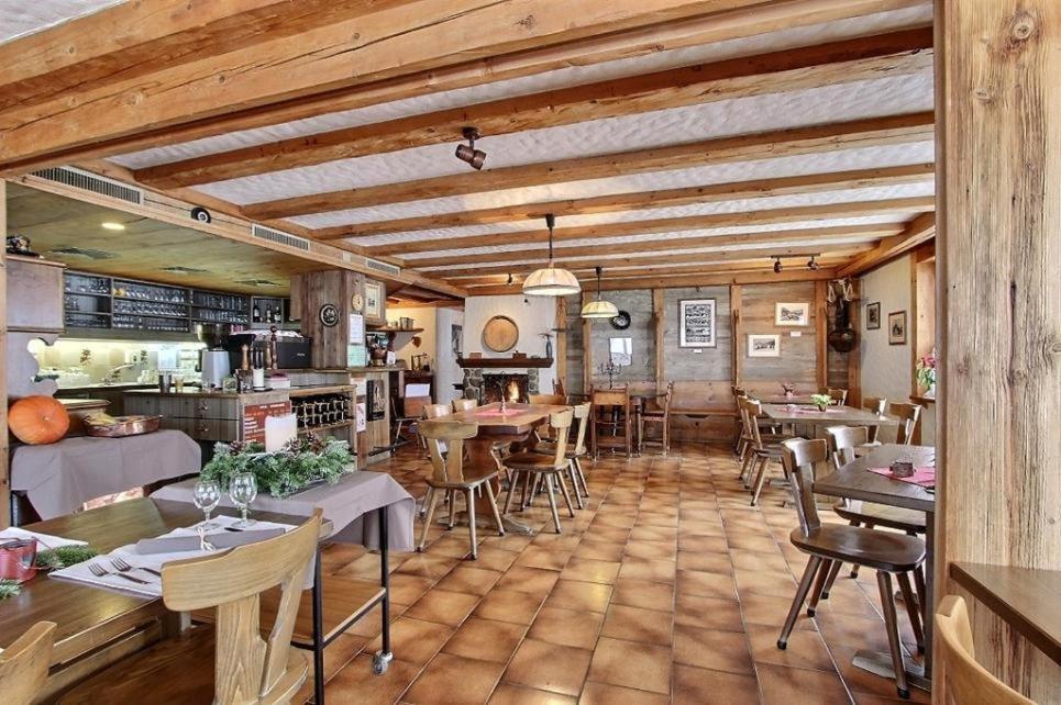Hotel Elite B&B Rossinière Екстериор снимка